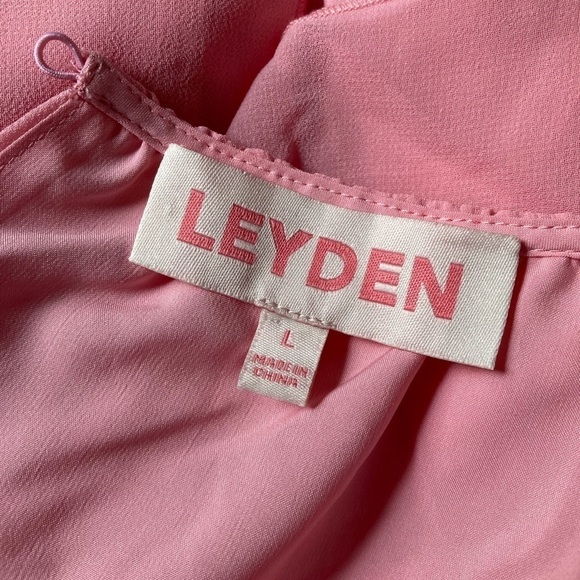 Leyden Tie Front Chiffon Blouse Pink NWOT - Picture 5 of 8